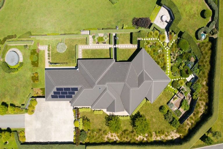 Photo of property in 43 Ohau Terraces, Ohau, Levin, 5570