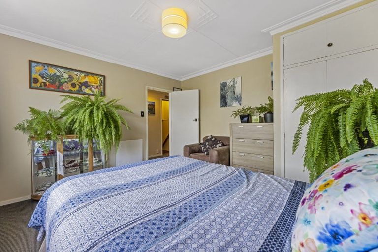 Photo of property in 487 Kaikorai Valley Road, Bradford, Dunedin, 9011