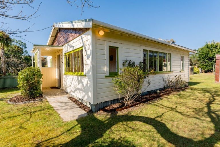 Photo of property in 30 Beach Road, Long Beach, Port Chalmers, 9081