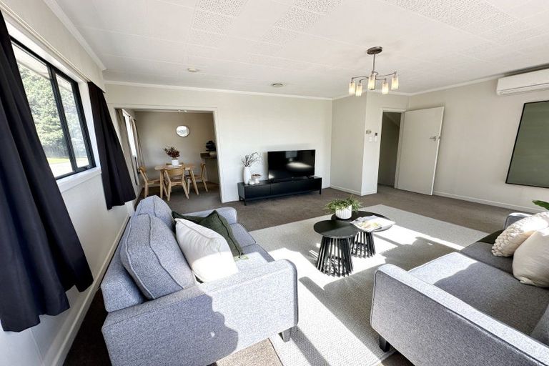 Photo of property in 77 Nichol Street, Heidelberg, Invercargill, 9812