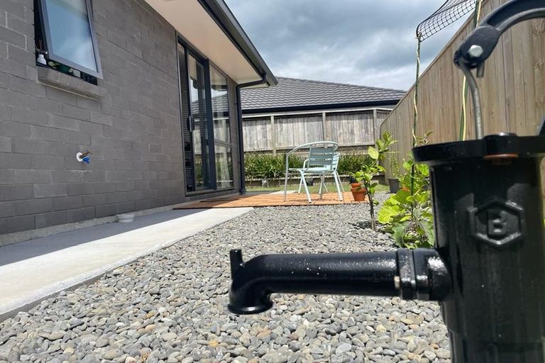 Photo of property in 5 Nottingham Road, Omokoroa, 3114