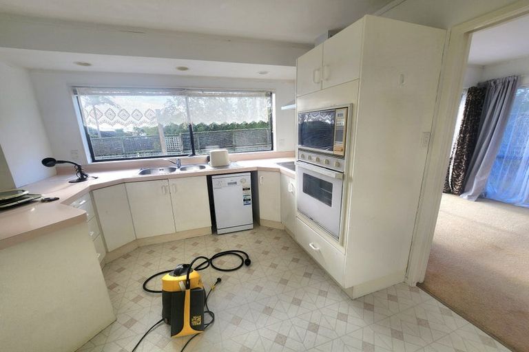 Photo of property in 35 Orangewood Drive, Northpark, Auckland, 2013