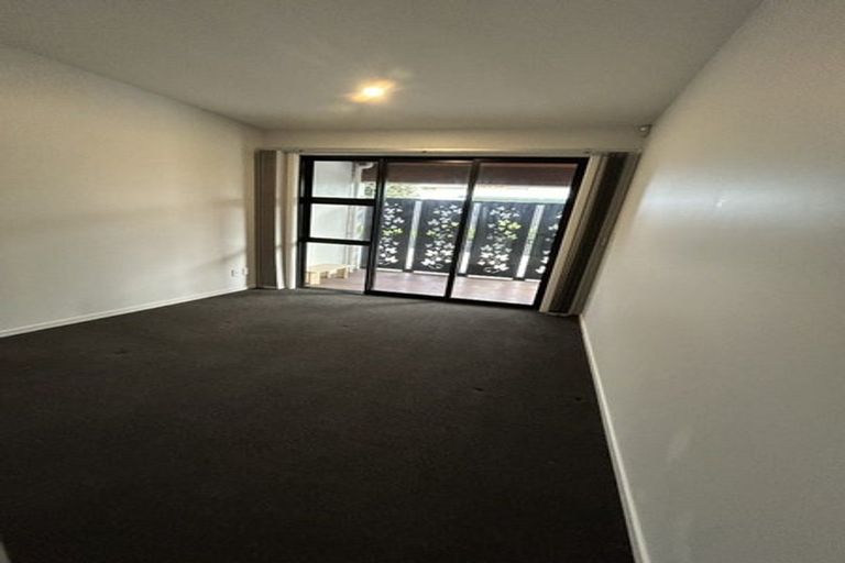 Photo of property in 40d Reeves Road, Pakuranga, Auckland, 2010