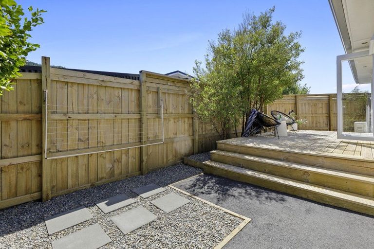 Photo of property in 24 Mcleod Street, Elderslea, Upper Hutt, 5018