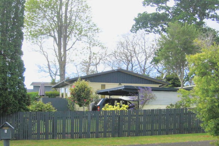 Photo of property in 8 Walnut Grove, Omokoroa, 3114