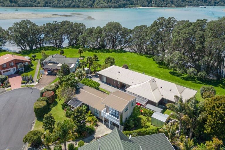 Photo of property in 225 Moana Anu Anu Avenue, Whangamata, 3620