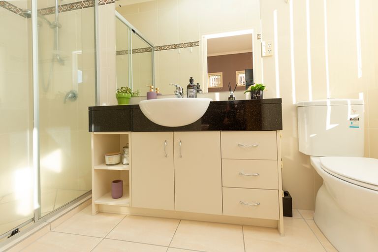 Photo of property in 34 Nautilus Drive, Gulf Harbour, Whangaparaoa, 0930