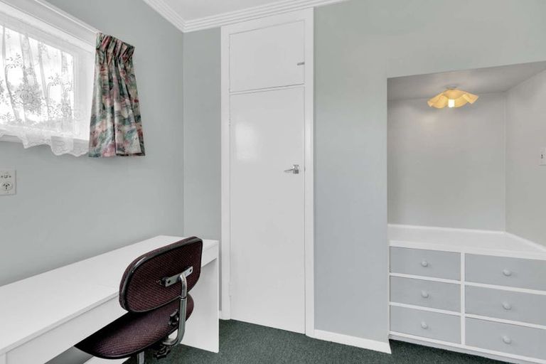 Photo of property in 20 Bear Street, Waverley, 4510