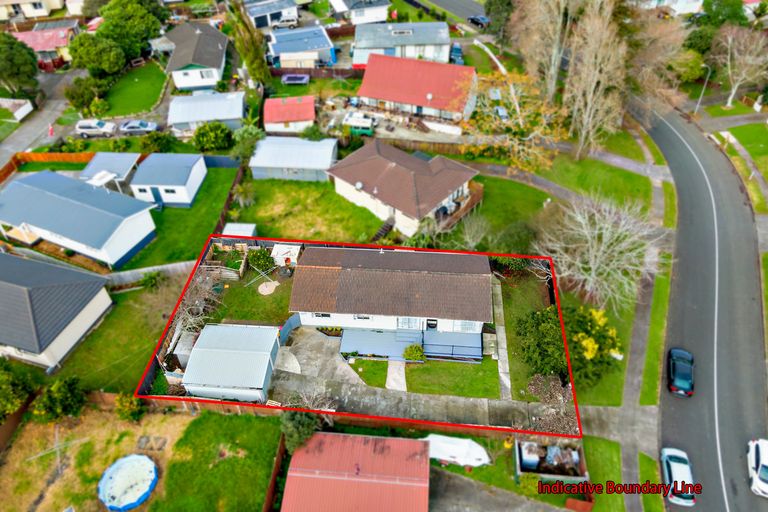 Photo of property in 55 Moncrieff Avenue, Clendon Park, Auckland, 2103