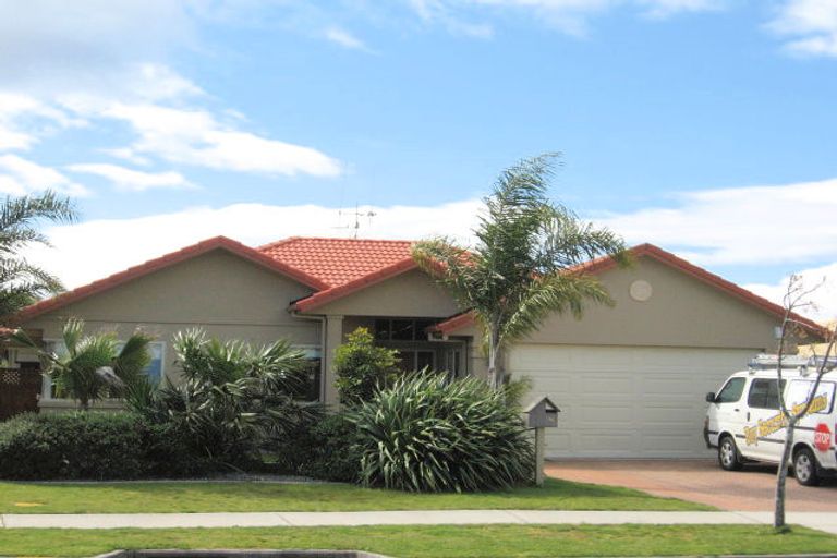 Photo of property in 14 Tuihana Drive, Papamoa Beach, Papamoa, 3118