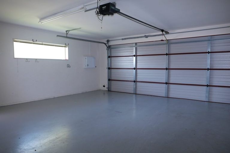 Photo of property in 9 Cabernet Close, Paraparaumu, 5032