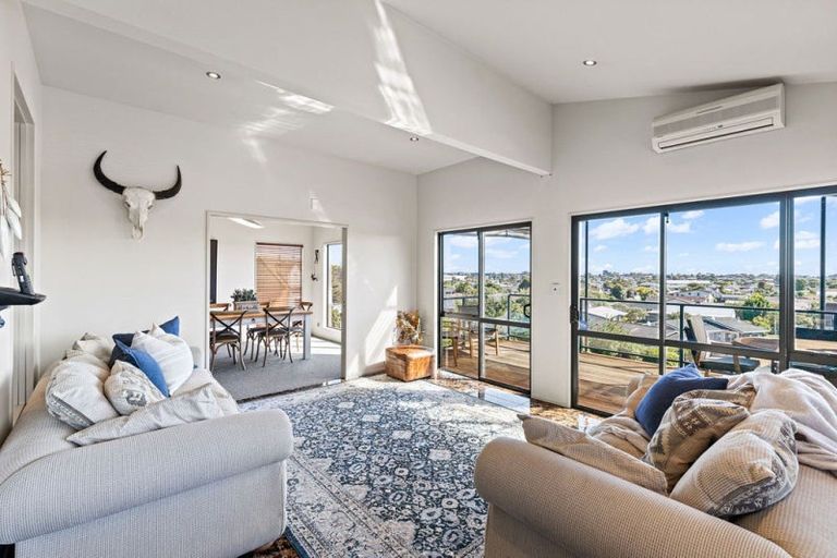 Photo of property in 14 Titter Place, Springvale, Whanganui, 4501