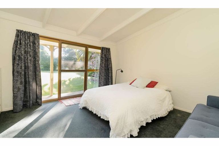 Photo of property in 11 Riverview Road, Kerikeri, 0230