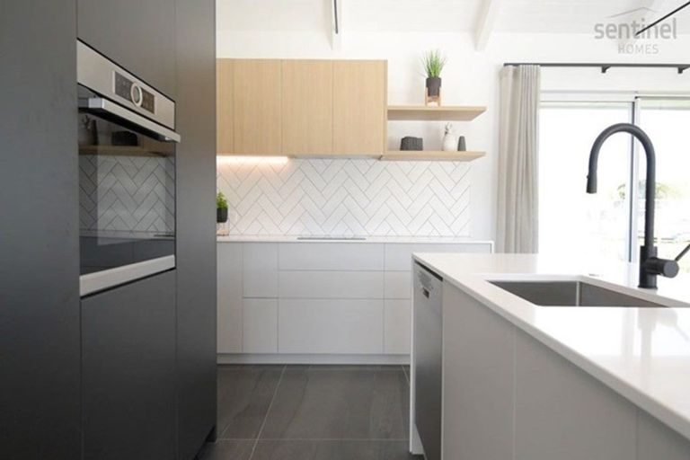 Photo of property in 1 Makete Crescent, Hobsonville, Auckland, 0618