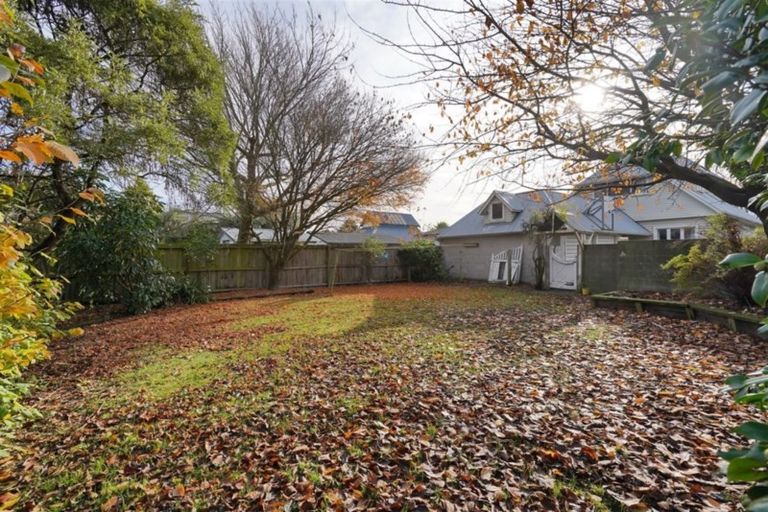 Photo of property in 34 Lees Road, Strowan, Christchurch, 8052