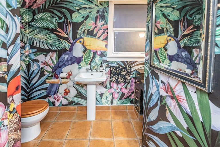 Photo of property in 3 Dickson Crescent, Saint Johns Hill, Whanganui, 4500