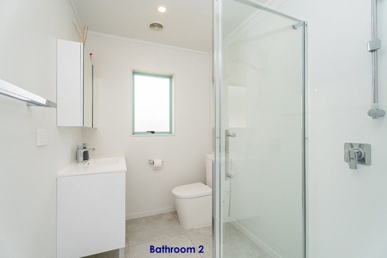 Photo of property in 17 Endeavour Close, Whitianga, 3510