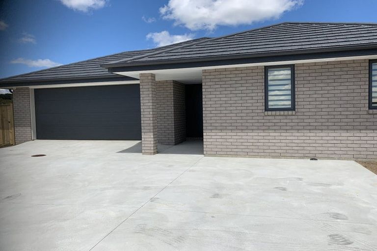 Photo of property in 24 Peacock Place, Pokeno, 2402