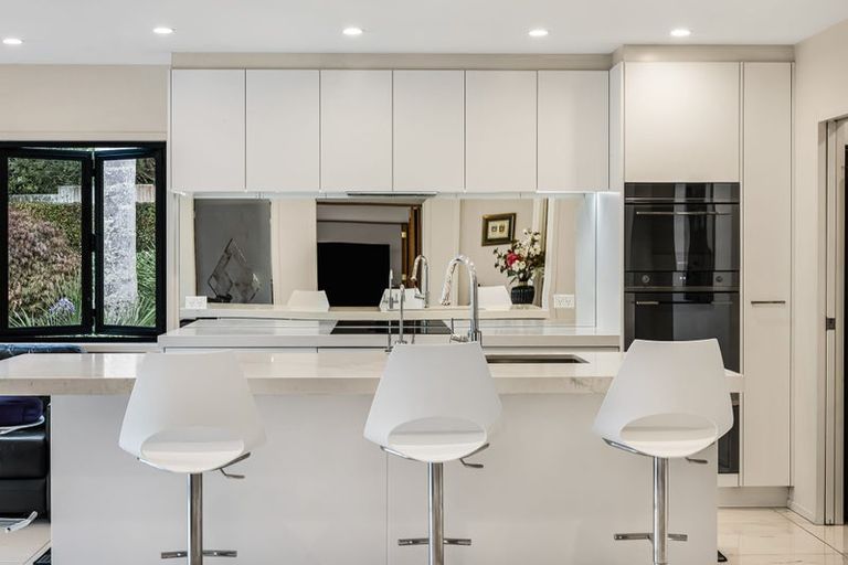 Photo of property in 481 Paremoremo Road, Paremoremo, Auckland, 0632