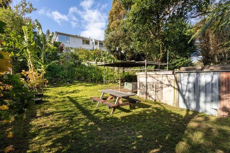 Photo of property in 136a Seaview Road, Westown, New Plymouth, 4310