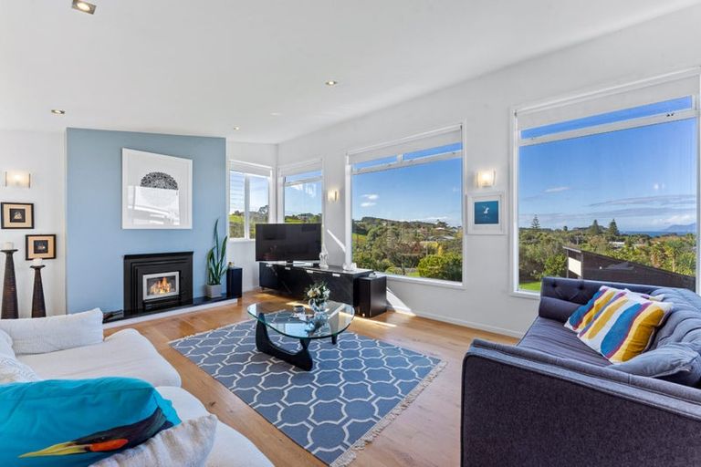 Photo of property in 79 Hauraki Road, Leigh, Warkworth, 0985