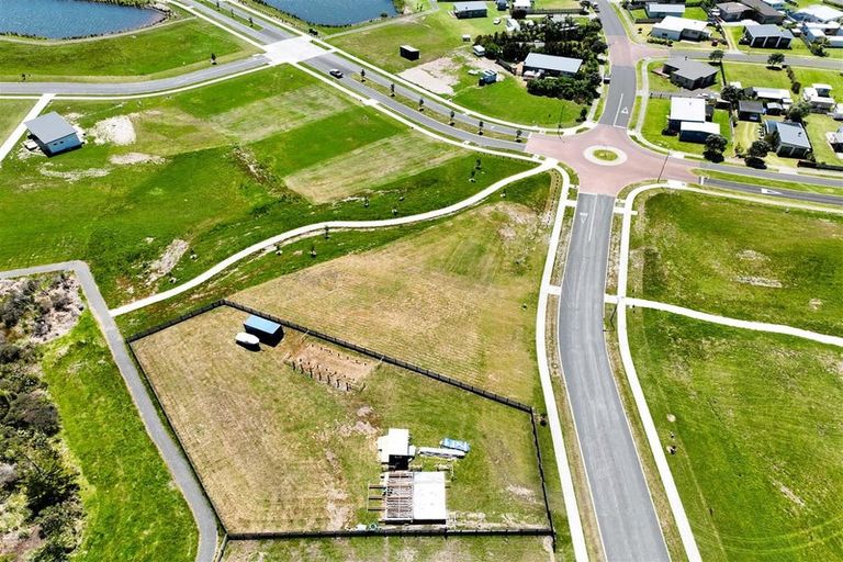 Photo of property in 239 Hamiora Street, Matarangi, 3592