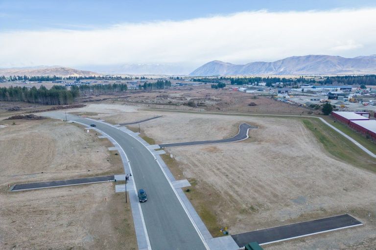 Photo of property in 28 Turbine Avenue, Twizel, 7901