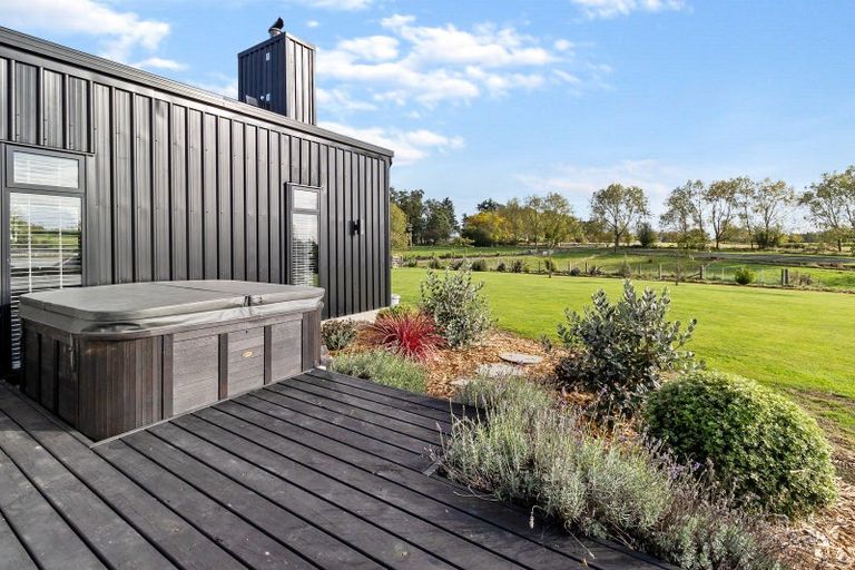 Photo of property in 599 Claremont Road, Claremont, Timaru, 7972