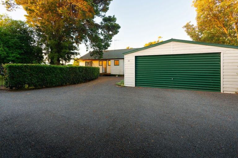 Photo of property in 27 Lee Road, Burbush, Hamilton, 3289