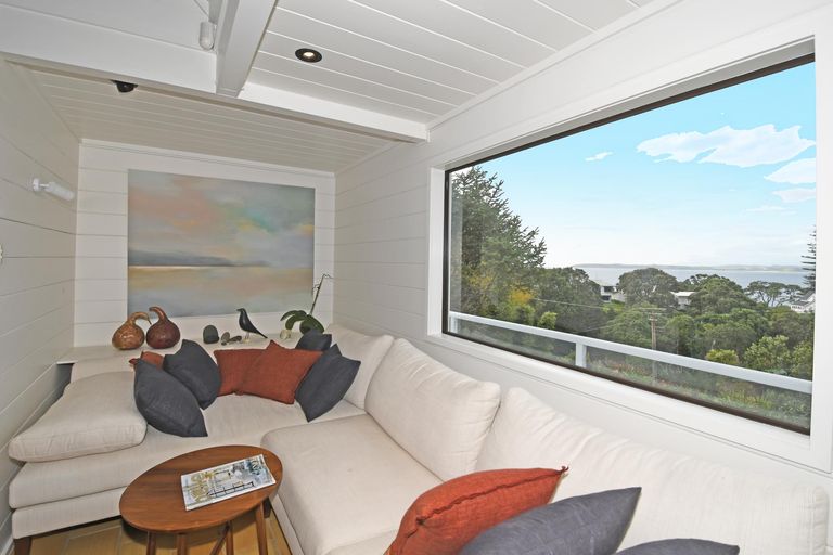 Photo of property in 47 Grand View Road, Leigh, 0985