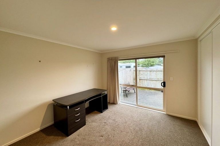 Photo of property in Rangeview Villas, 54/9 Fuller Close, Levin, 5510