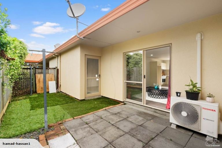 Photo of property in 5/17 Neta Grove, Henderson, Auckland, 0612