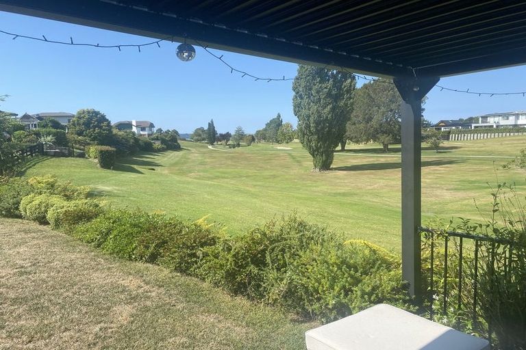 Photo of property in 52 Links View Drive, Omokoroa, 3114