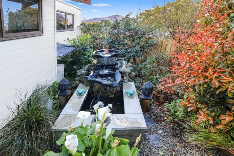 Photo of property in 2 Hunter Street, Dannevirke, 4930