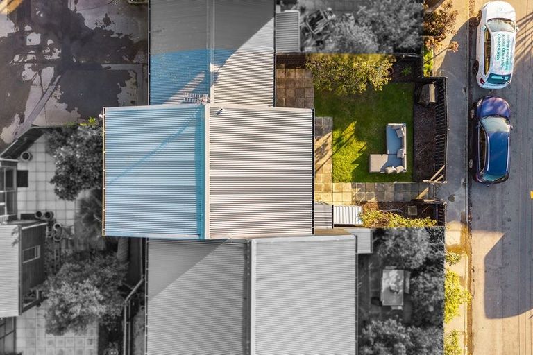 Photo of property in 2/66 Clare Road, St Albans, Christchurch, 8014