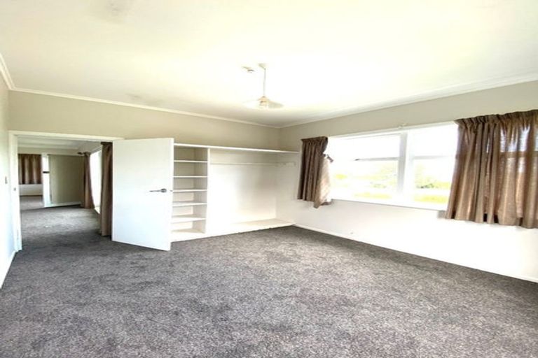 Photo of property in 4b View Road, Campbells Bay, Auckland, 0630