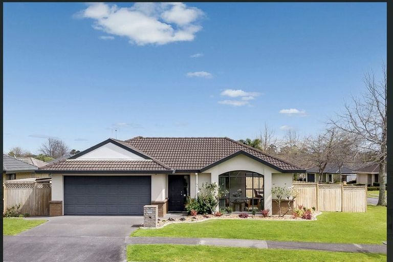 Photo of property in 55 Armoy Drive, East Tamaki, Auckland, 2016