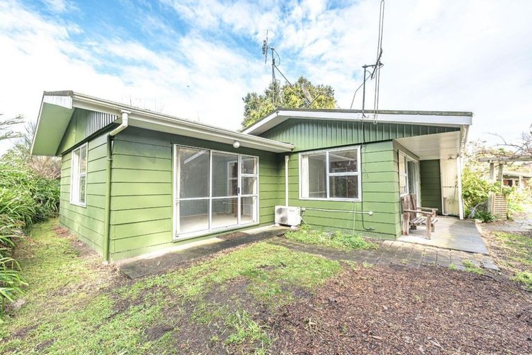 Photo of property in 6 Caversham Road, Westmere, Whanganui, 4501