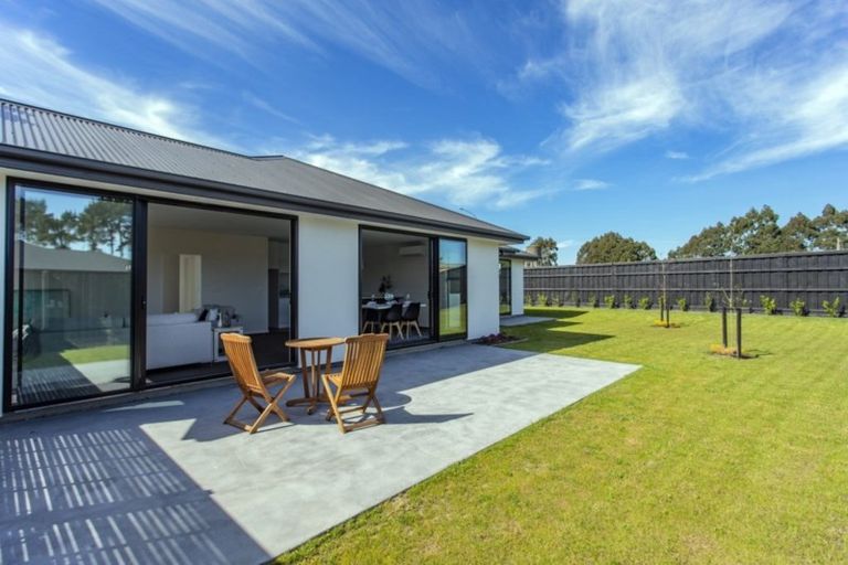 Photo of property in 27 Durells Crescent, Kaiapoi, 7630