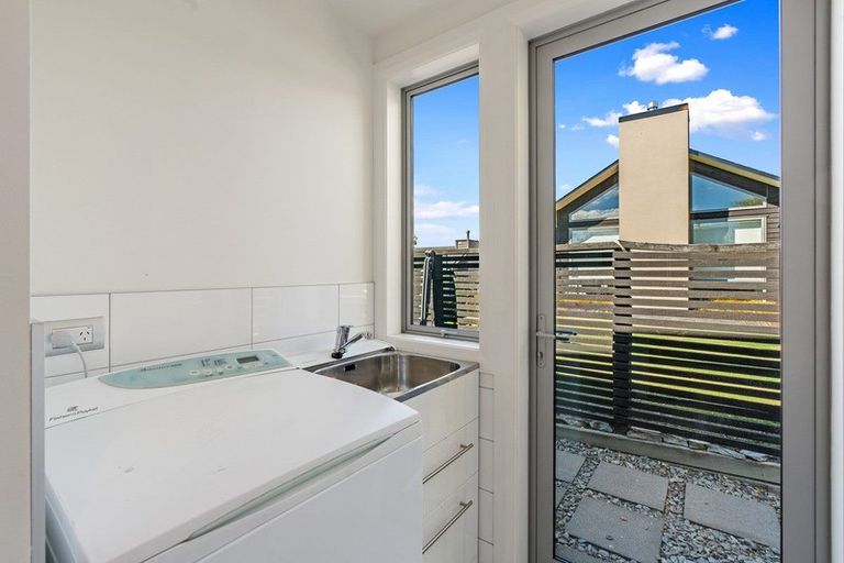 Photo of property in 21a Old Station Avenue, Wanaka, 9305