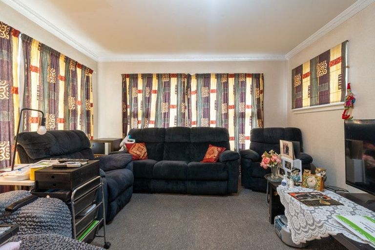 Photo of property in 1/44 Division Street, Riccarton, Christchurch, 8041