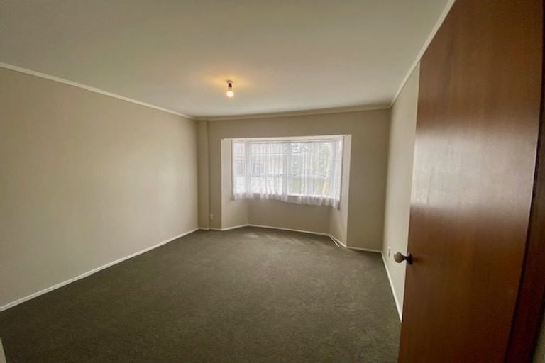 Photo of property in 2/122 Carlisle Road, Browns Bay, Auckland, 0632