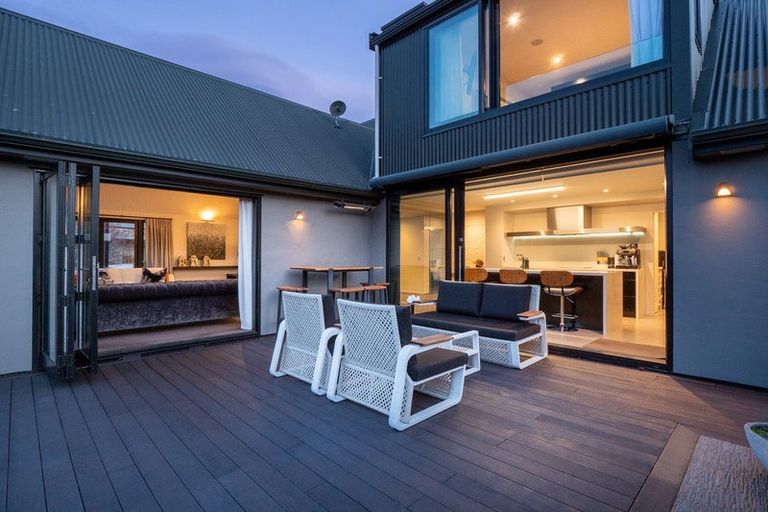 Photo of property in 1 Wellswood Way, Lower Shotover, Queenstown, 9371