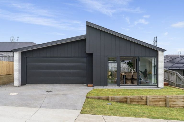 Photo of property in 7 Kayelene Place, Omokoroa, 3114