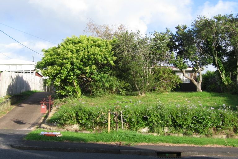Photo of property in 22 Sherwood Avenue, Te Atatu South, Auckland, 0610