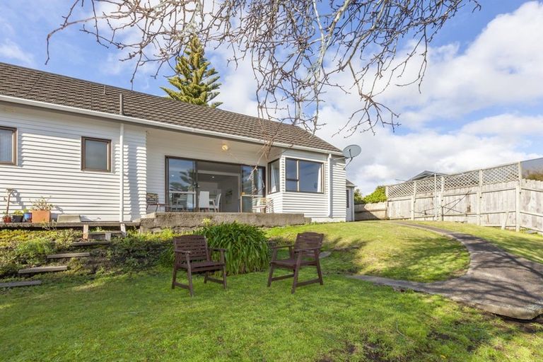 Photo of property in 42 Margaret Road, Raumati Beach, Paraparaumu, 5032