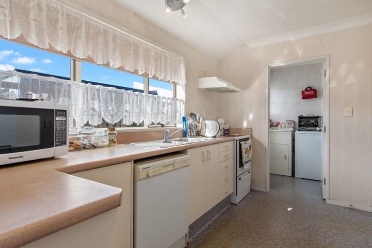 Photo of property in 104c Edgecumbe Road, Tauranga South, Tauranga, 3112