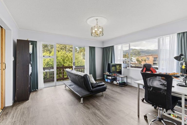 Photo of property in 59 Dixon Street, Oakura, 4314