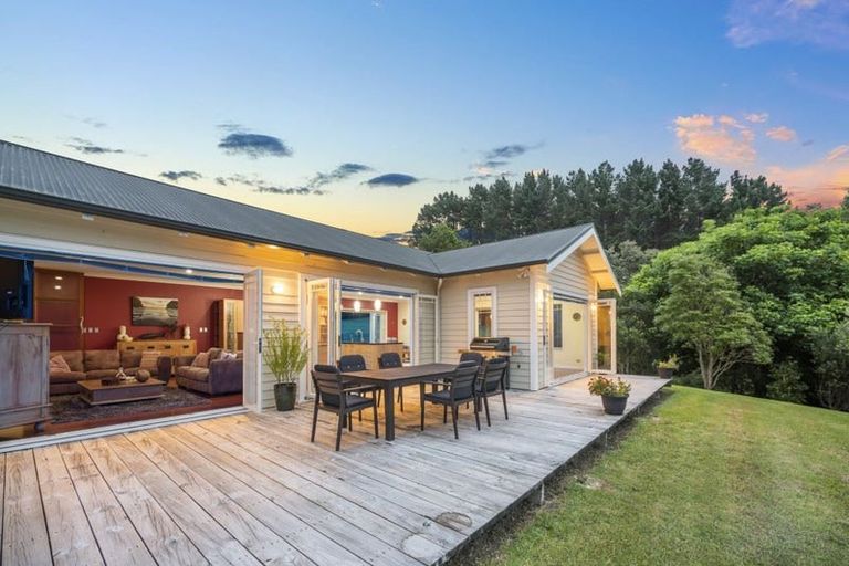 Photo of property in 551 Upper Waiwera Road, Puhoi, Silverdale, 0994