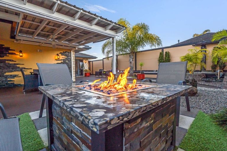 Photo of property in 37 Magellan Rise, Flagstaff, Hamilton, 3210